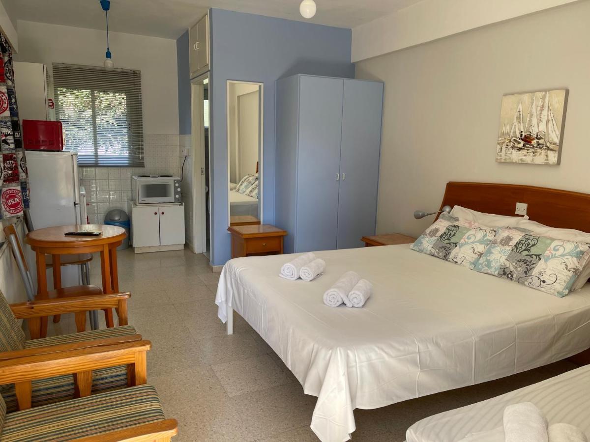 Light & Blue Gardens Apartamento Protaras Exterior foto