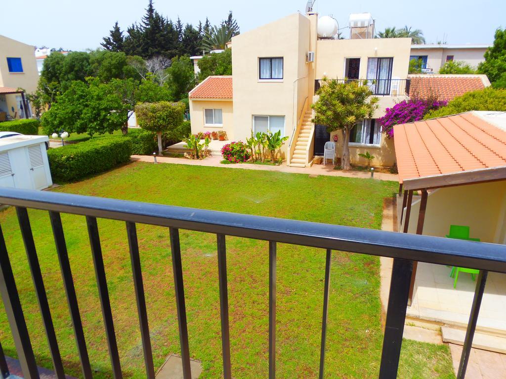 Light & Blue Gardens Apartamento Protaras Exterior foto